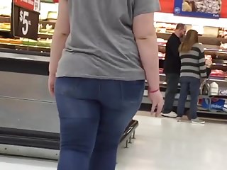 Thick Teen Ass Sexy Walking in Jeans