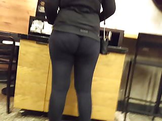 big jiggly ass Fr visible asslines in tights